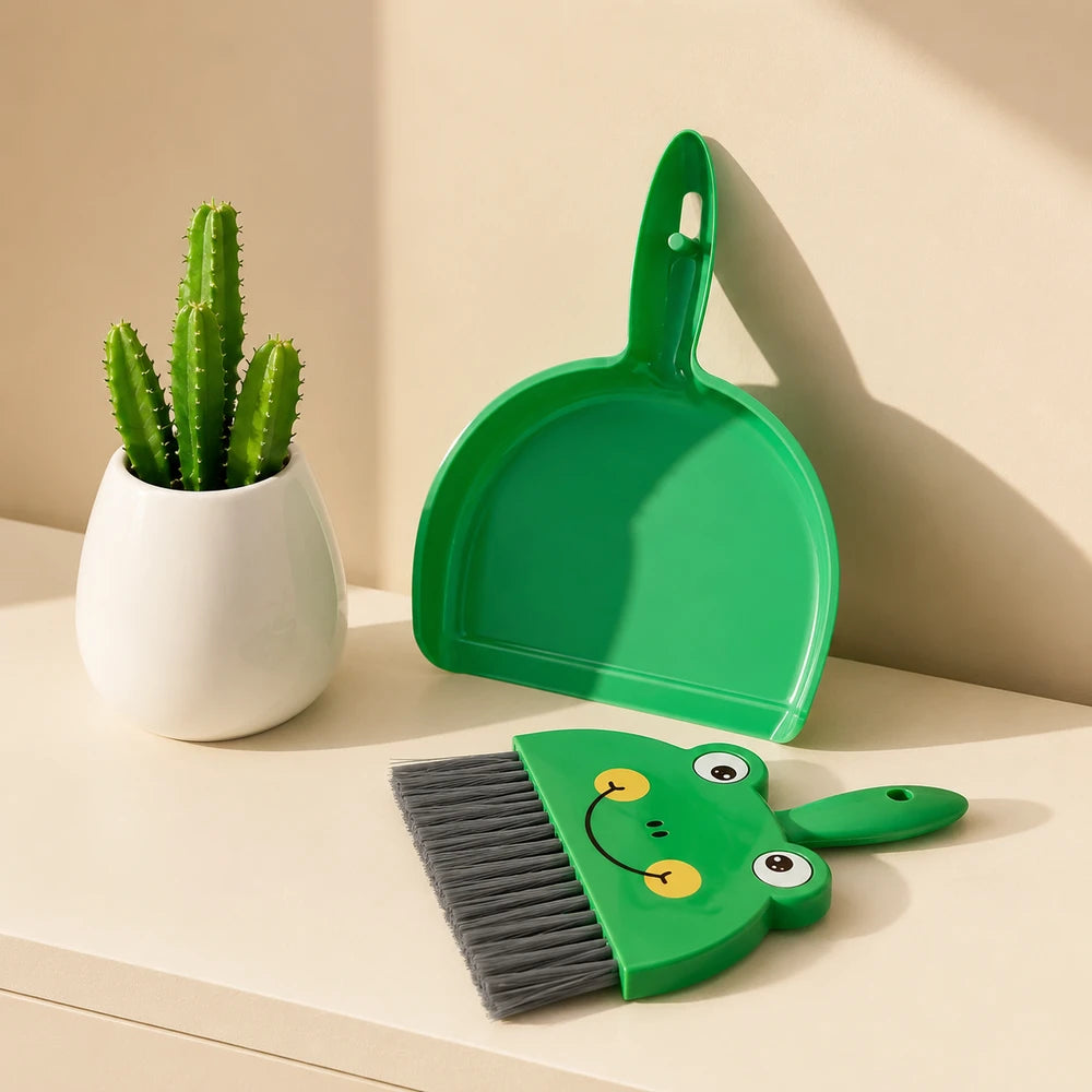Mini Desktop Sweeper Set