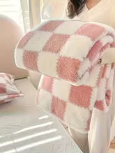 A Blanket Exclusivel A Blanket Suitable For Relaxation Cool And Comfortable Applicable To Bed Blankets