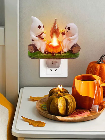 Spooky Fire Marshmallow Night Light Ghost Campfire Flickering Plug in Night Light Halloween Ghost